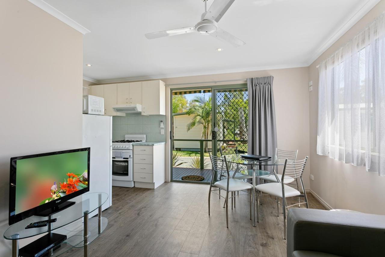 Big4 Moama Holiday Park Exterior photo